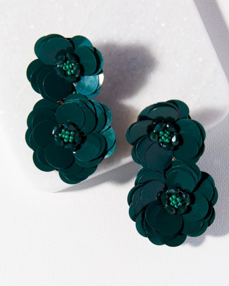 Front of a size O/S Double Flower Sequin Post Earrings in Emerald in Emerald by INK+ALLOY. | dia_product_style_image_id:330164